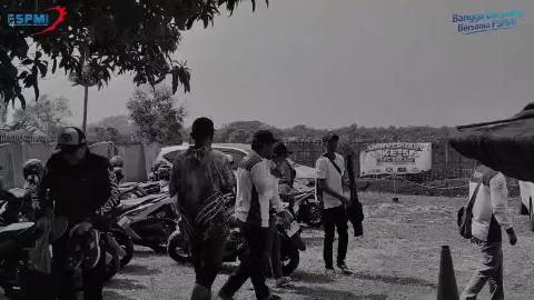 Konsolidasi organisasi dan mancing bersama PUK